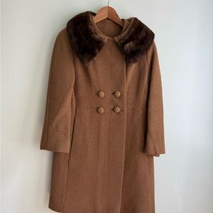 Elegant Brown Double-Breasted Coat with Fur Collar